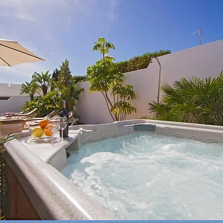 Casa Pardelera - 3 Bedroom - Great Pool Area With Jacuzzi - Perfect For Families *