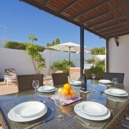 Casa Pardelera - 3 Bedroom - Great Pool Area With Jacuzzi - Perfect For Families *